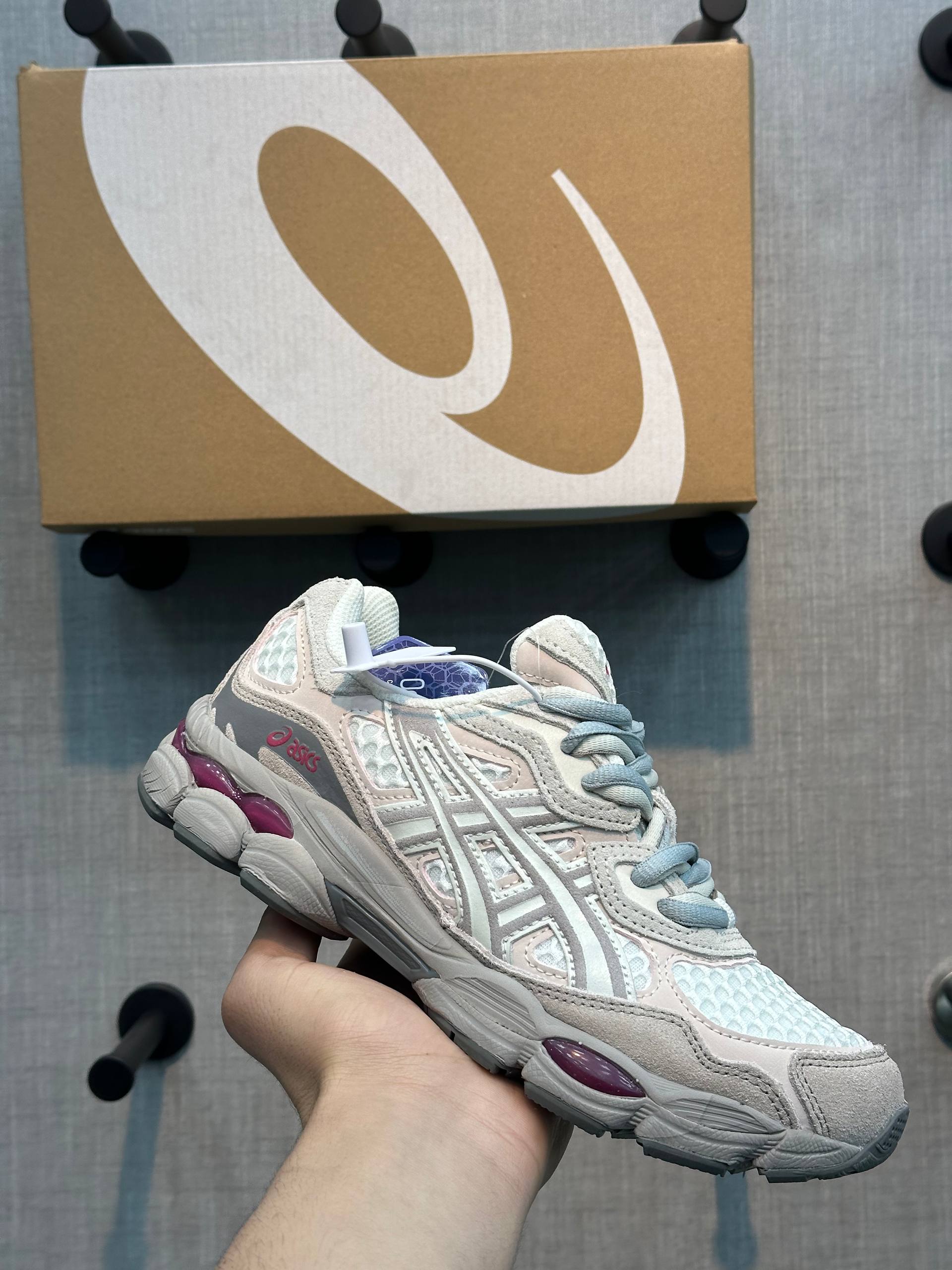ASICS MOONROCK PINK
