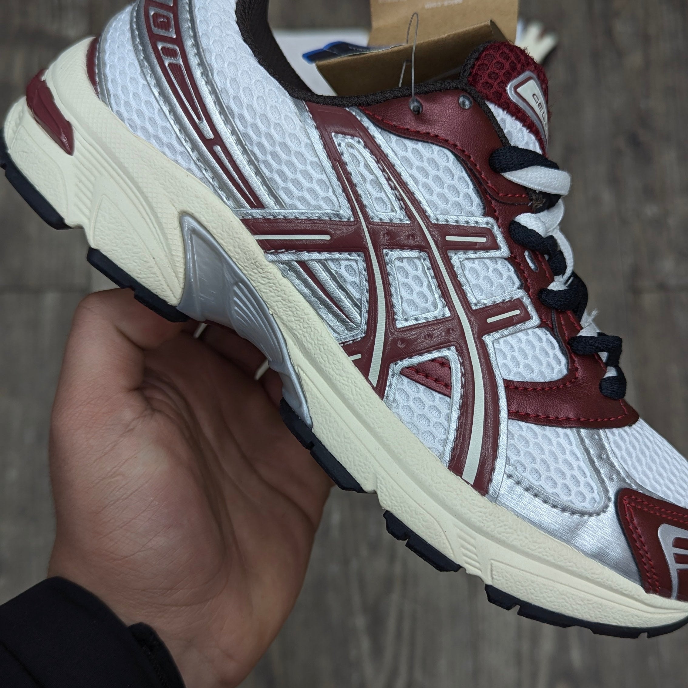 ASICS GEL-1130 whit Maron baner
