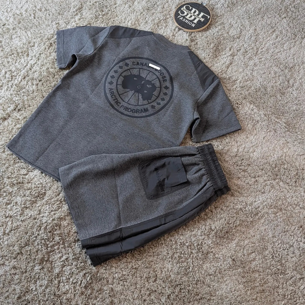 CANADA GOOSE ensemble