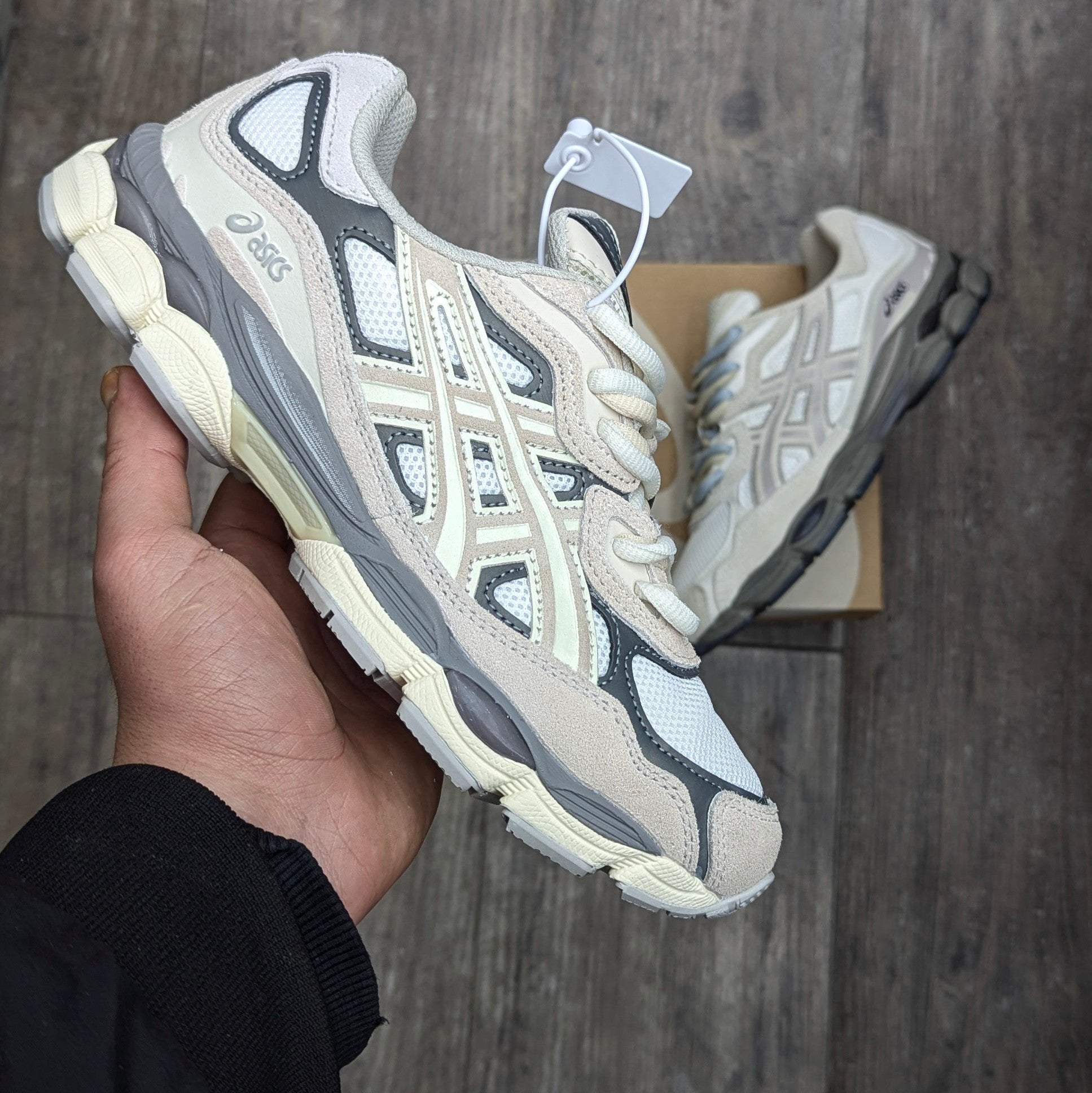 ASICS GEL NYC MULTI TOOL