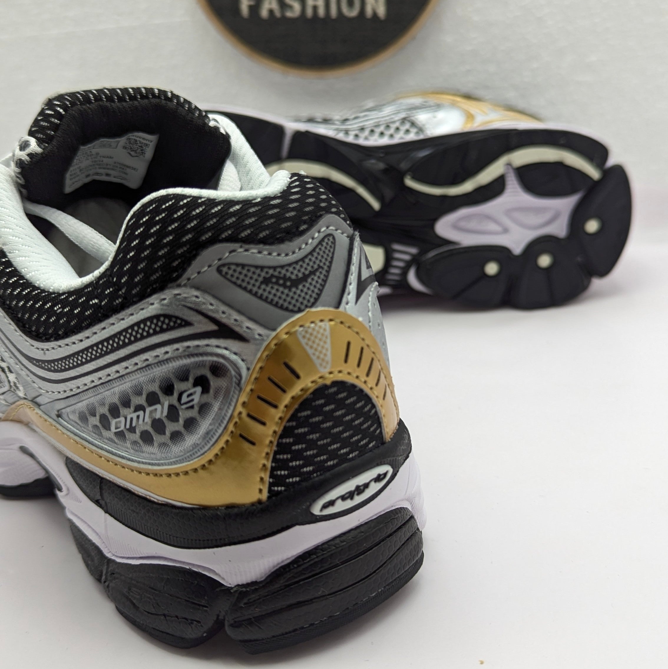 SAUCONY GOLDEN LINE