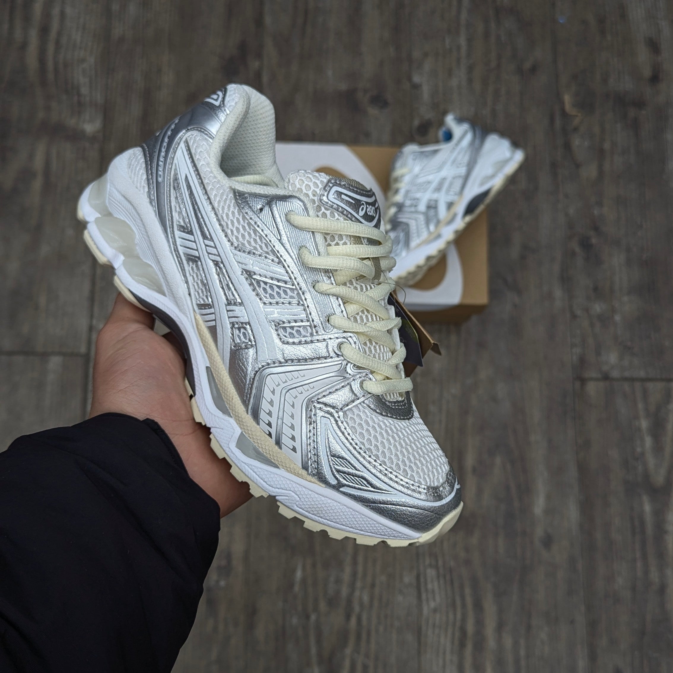 ASICS GEL KAYANO 14 white silver