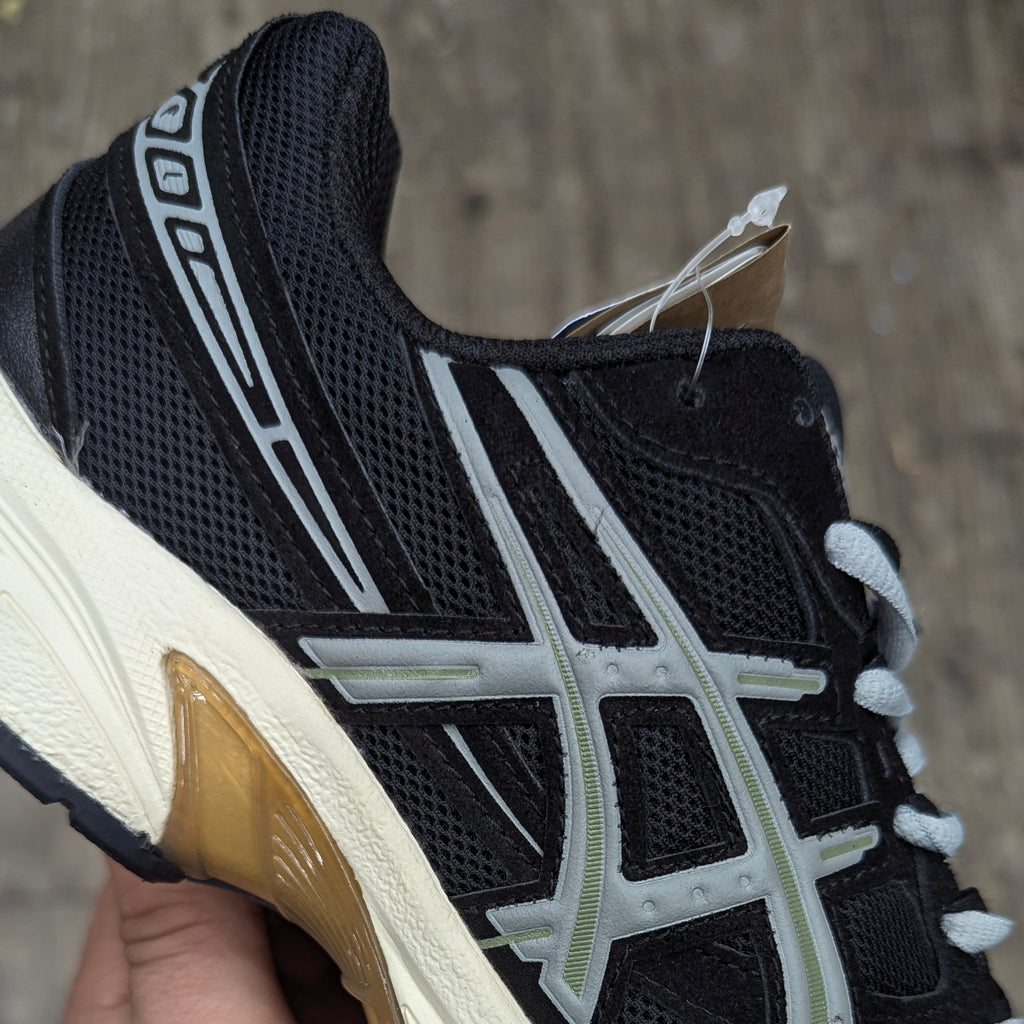 ASICS GEL-1130 carbon black