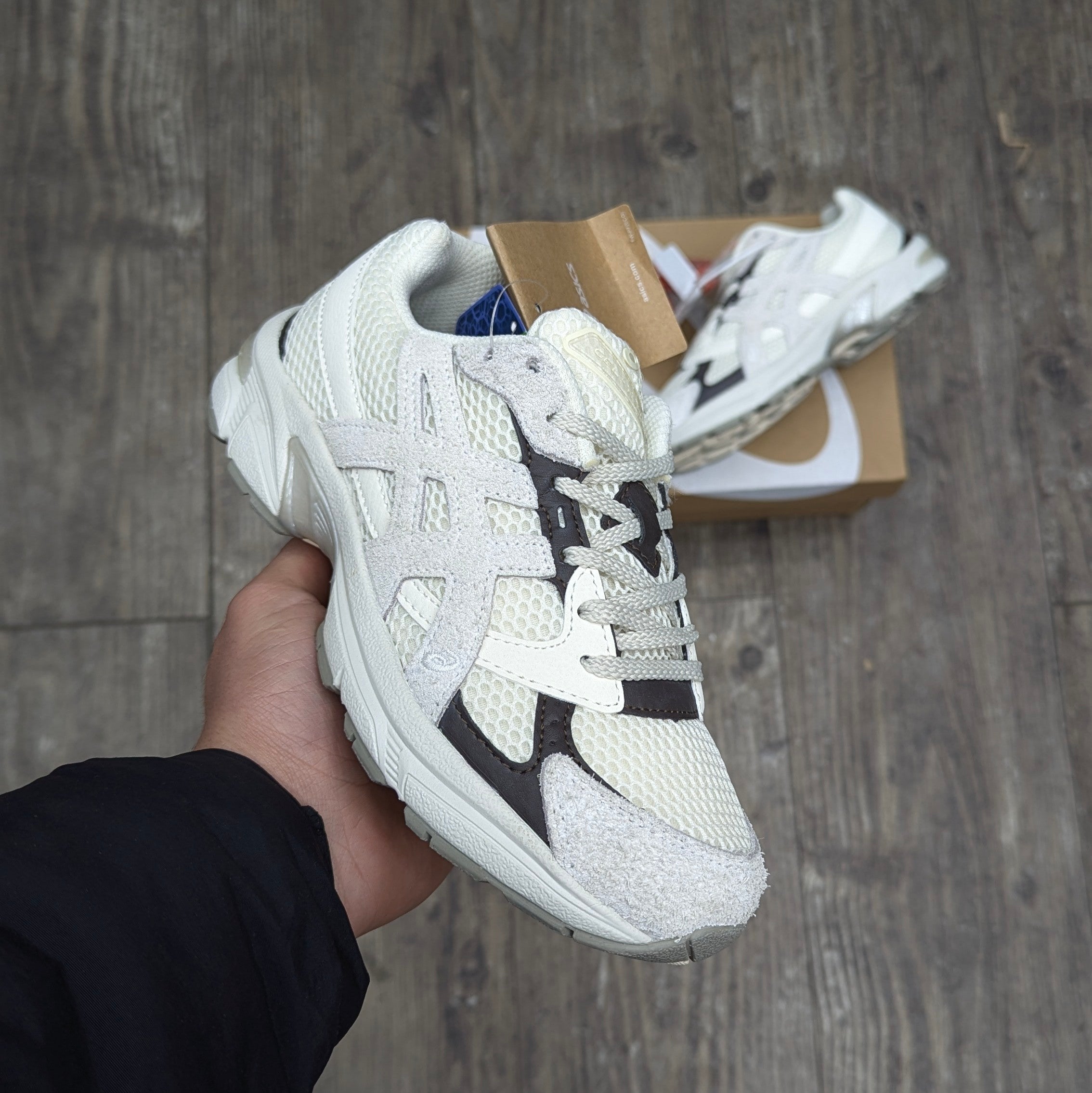 ASICS GEL 1130 COLLABORATION HAL studios