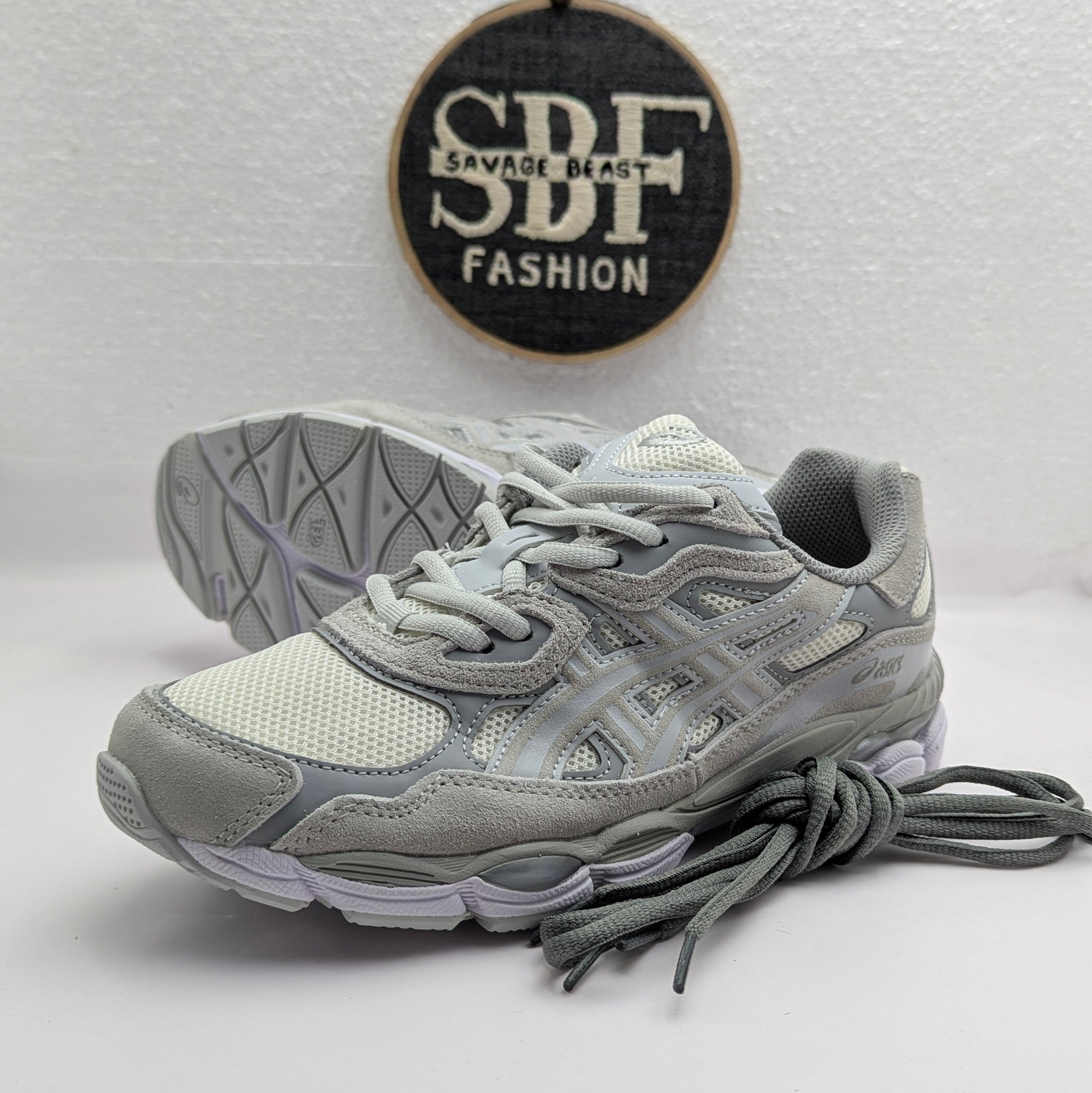 ASICS GEL NYC Grey