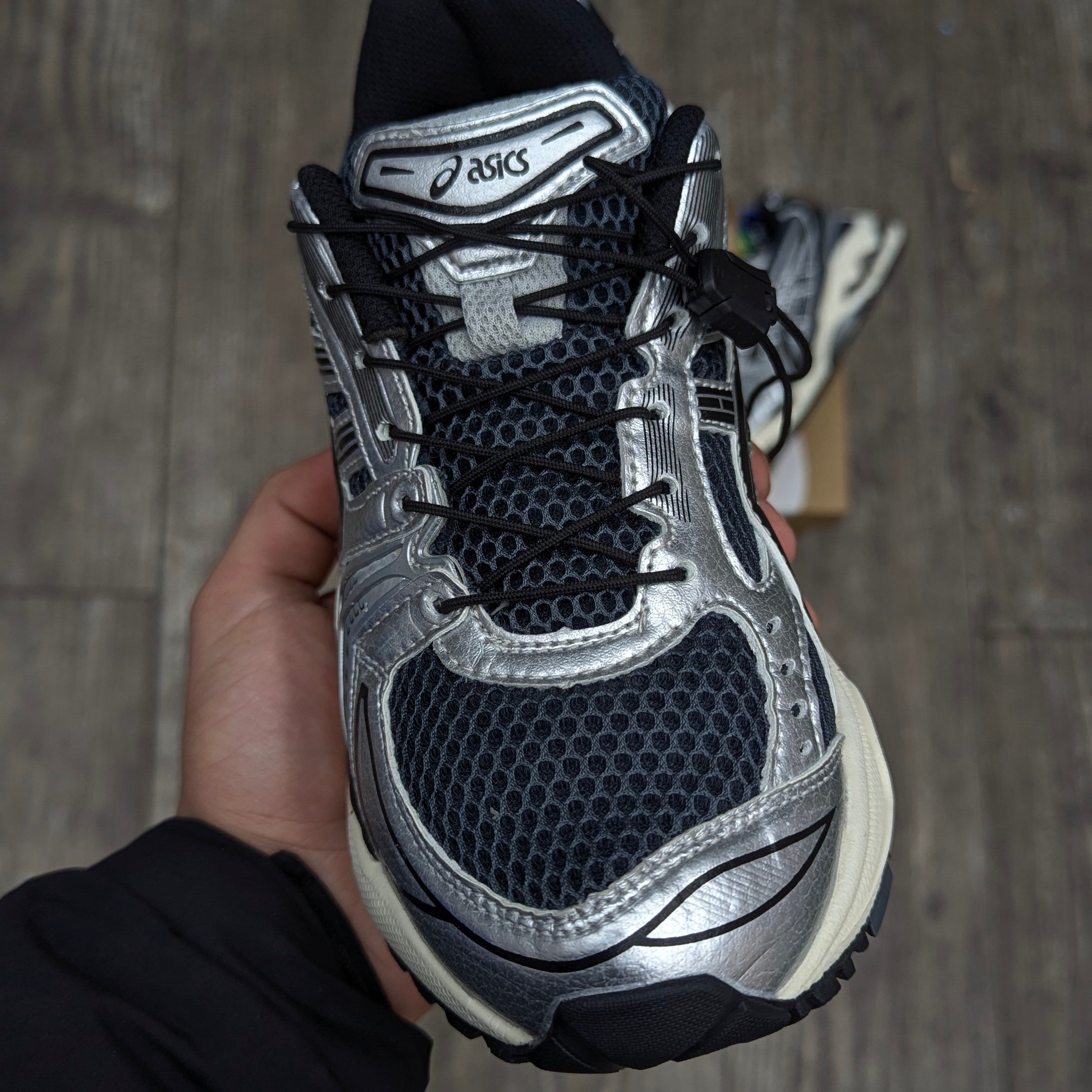 ASICS GEL-Kayano 14 grey black silver