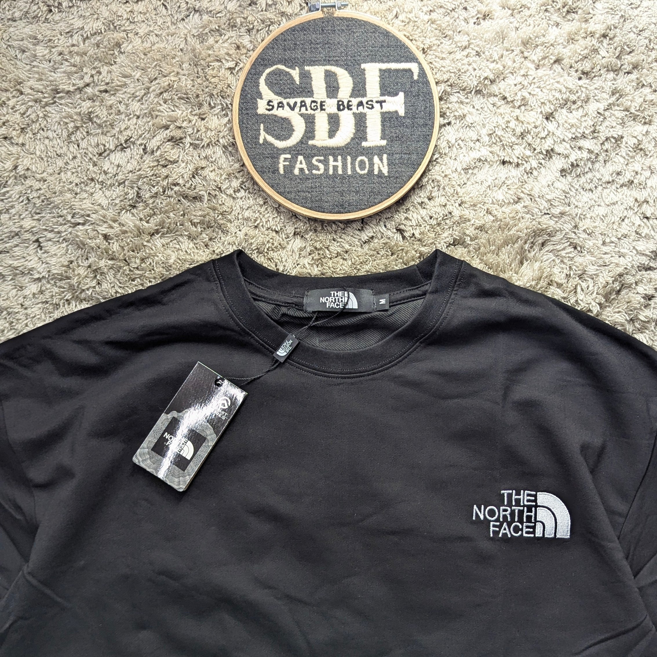 THE NORTH FACE T-SHIRT