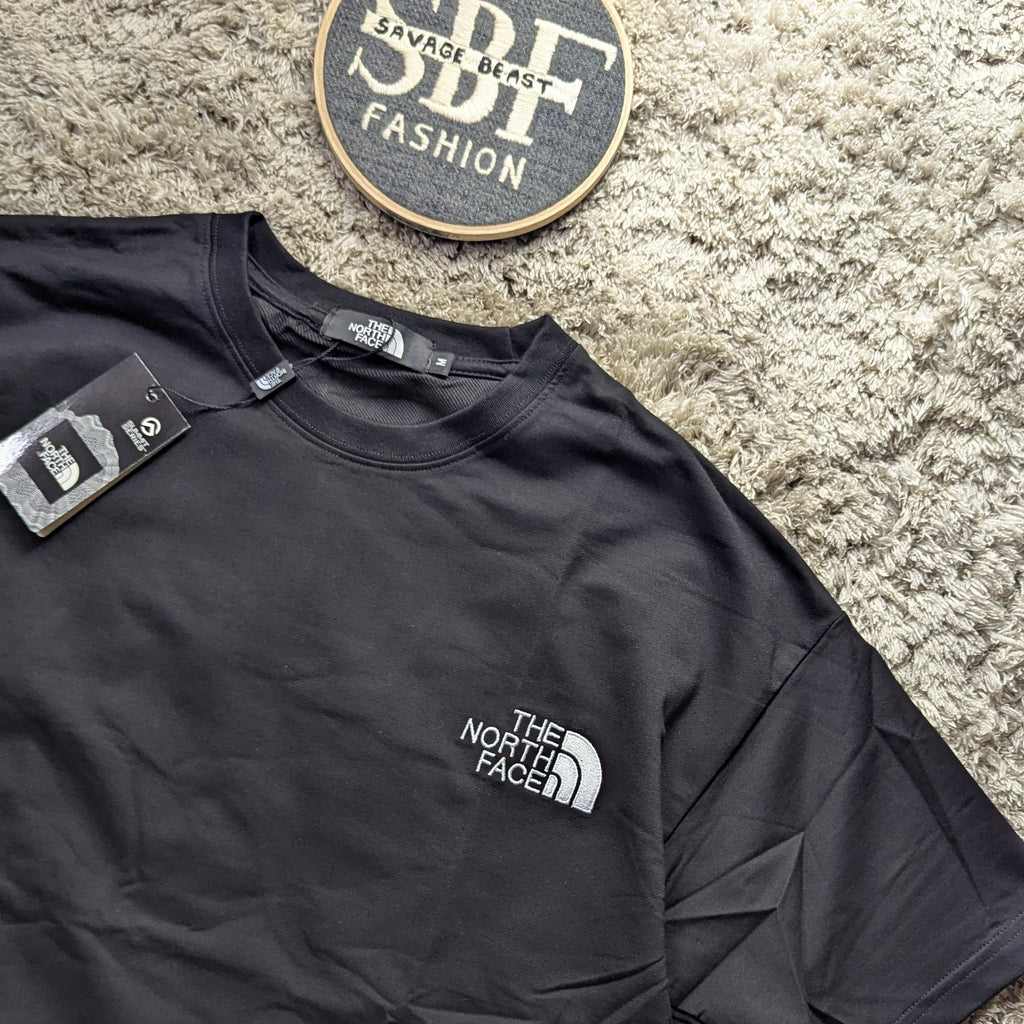 THE NORTH FACE T-SHIRT