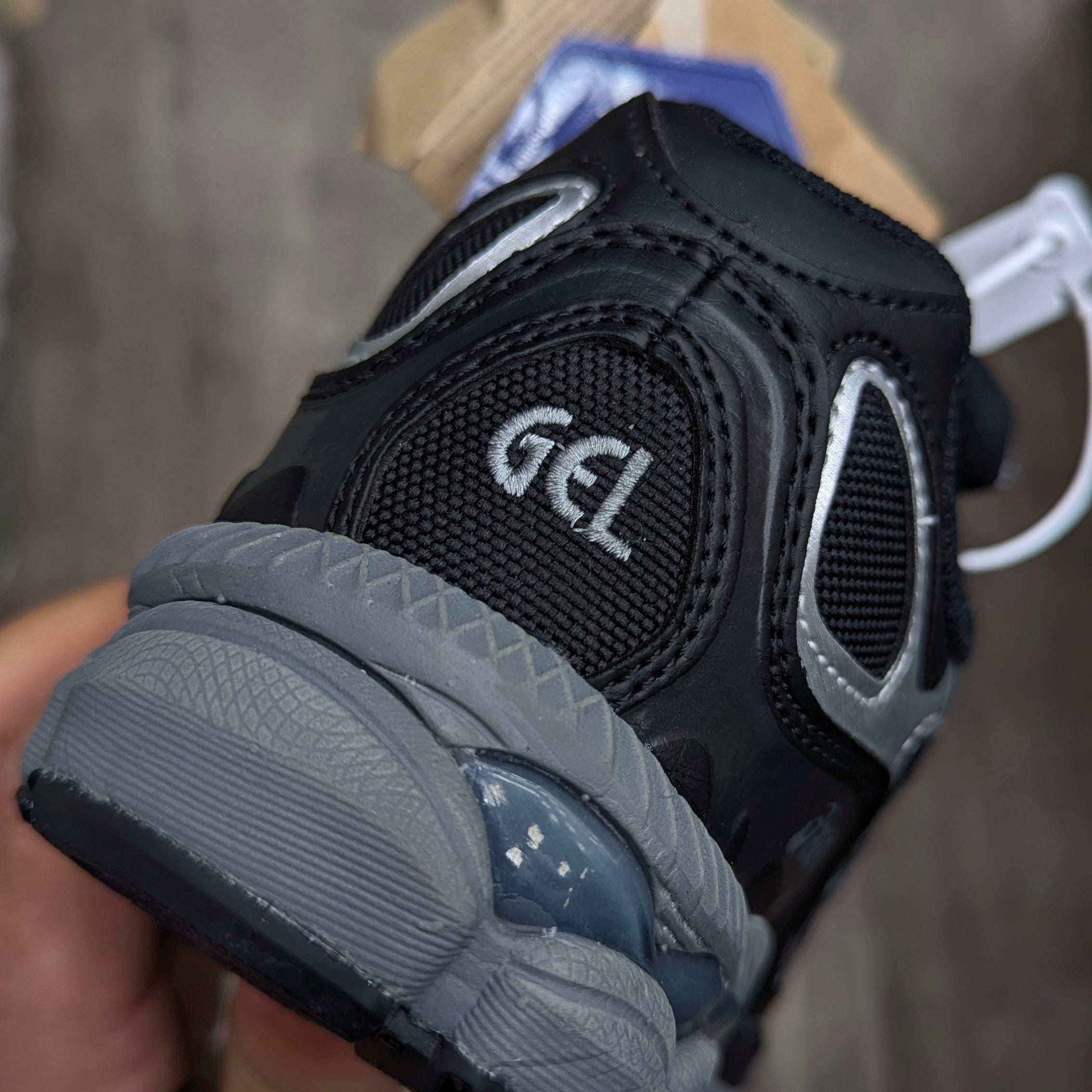 ASICS GEL NYC BLACK LINE