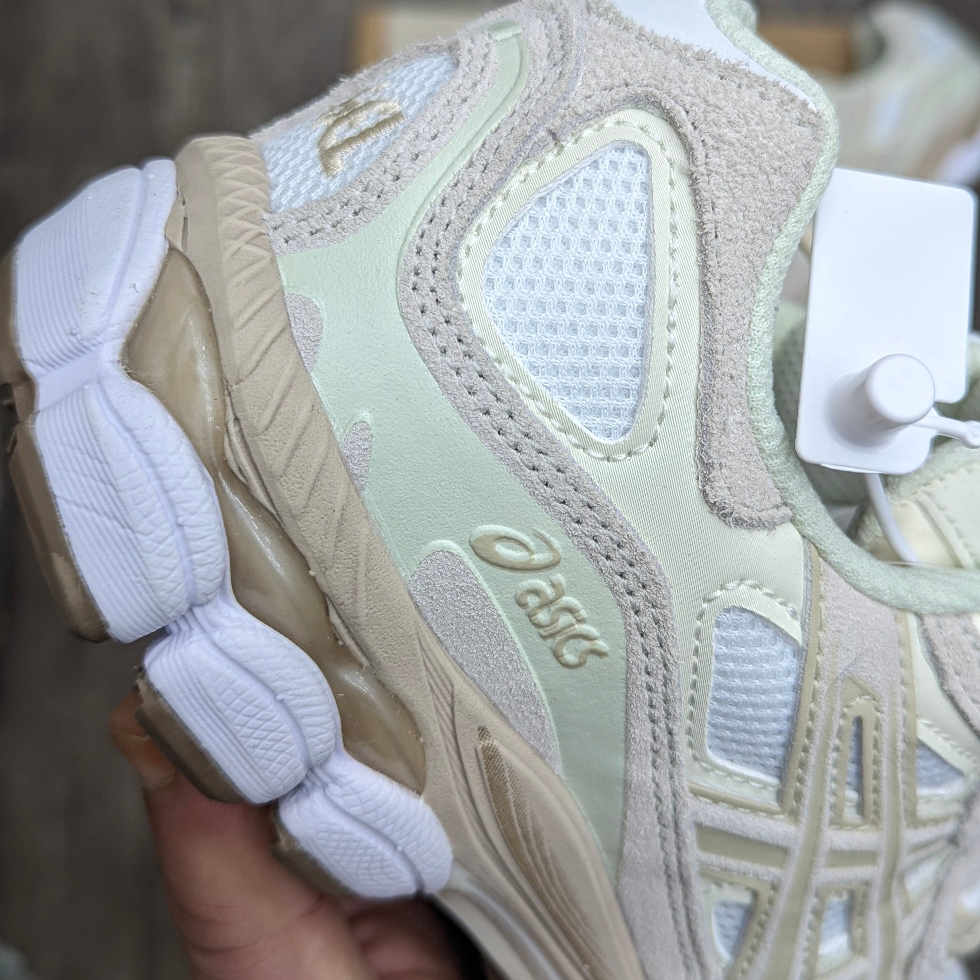 ASICS GEL NYC CREAM