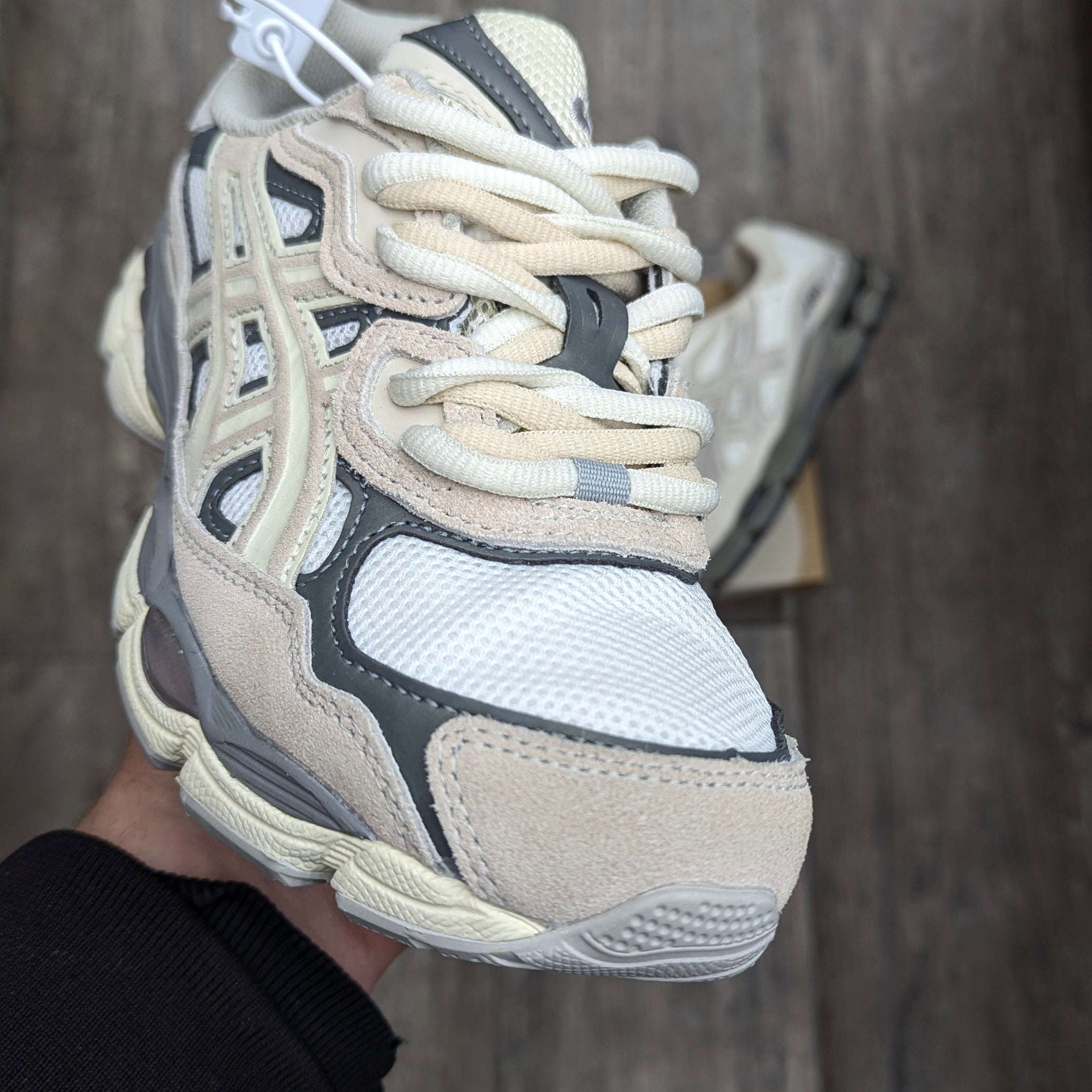 ASICS GEL NYC MULTI TOOL