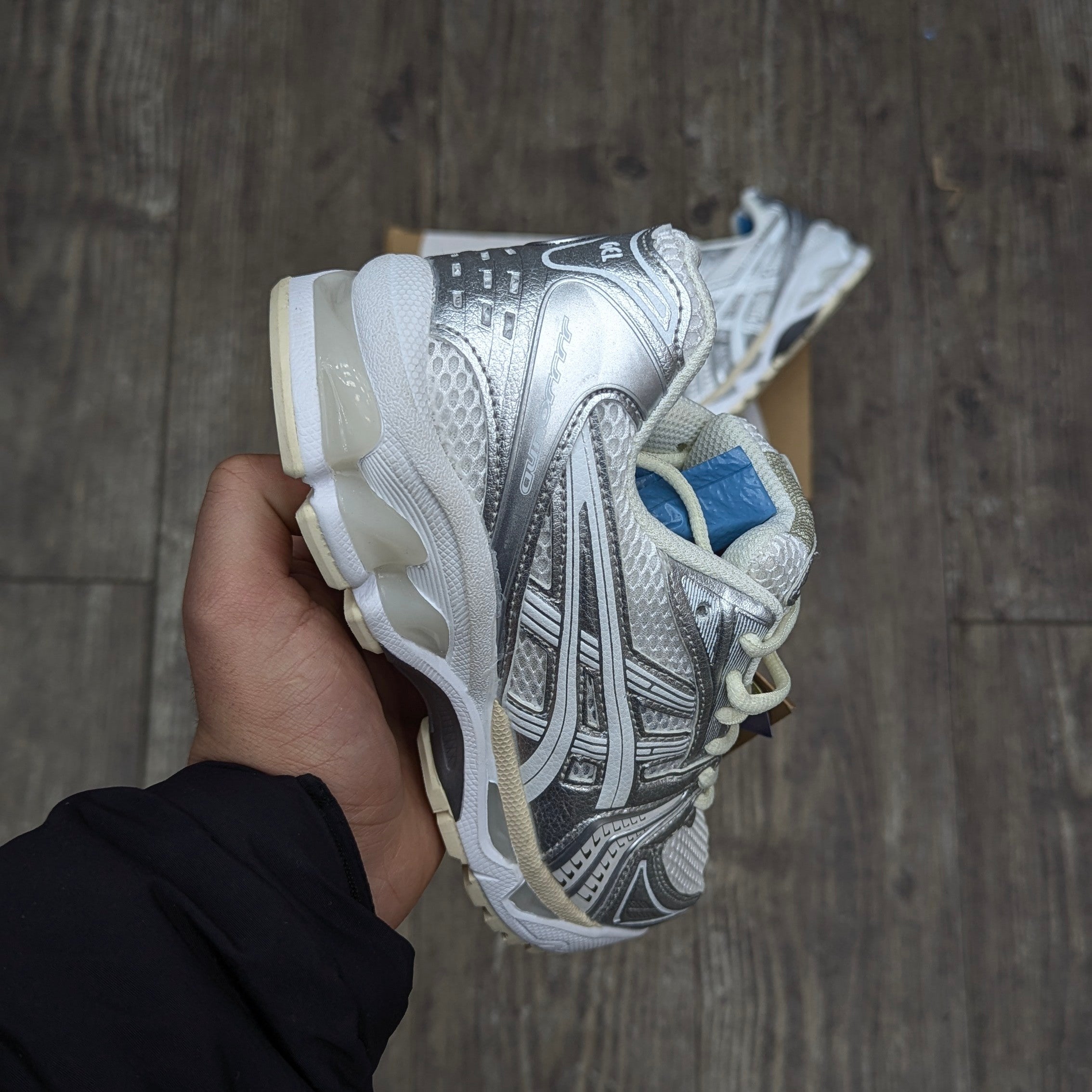 ASICS GEL KAYANO 14 white silver