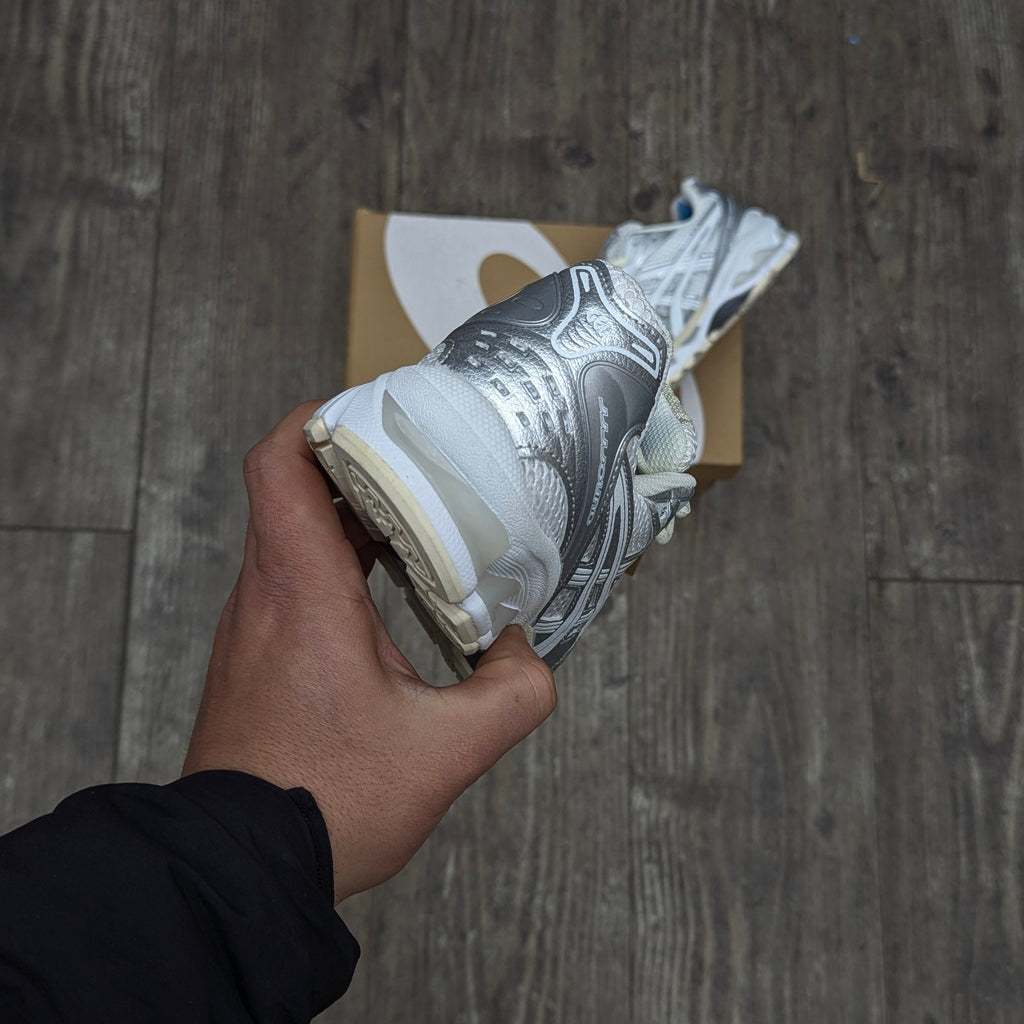 ASICS GEL KAYANO 14 white silver