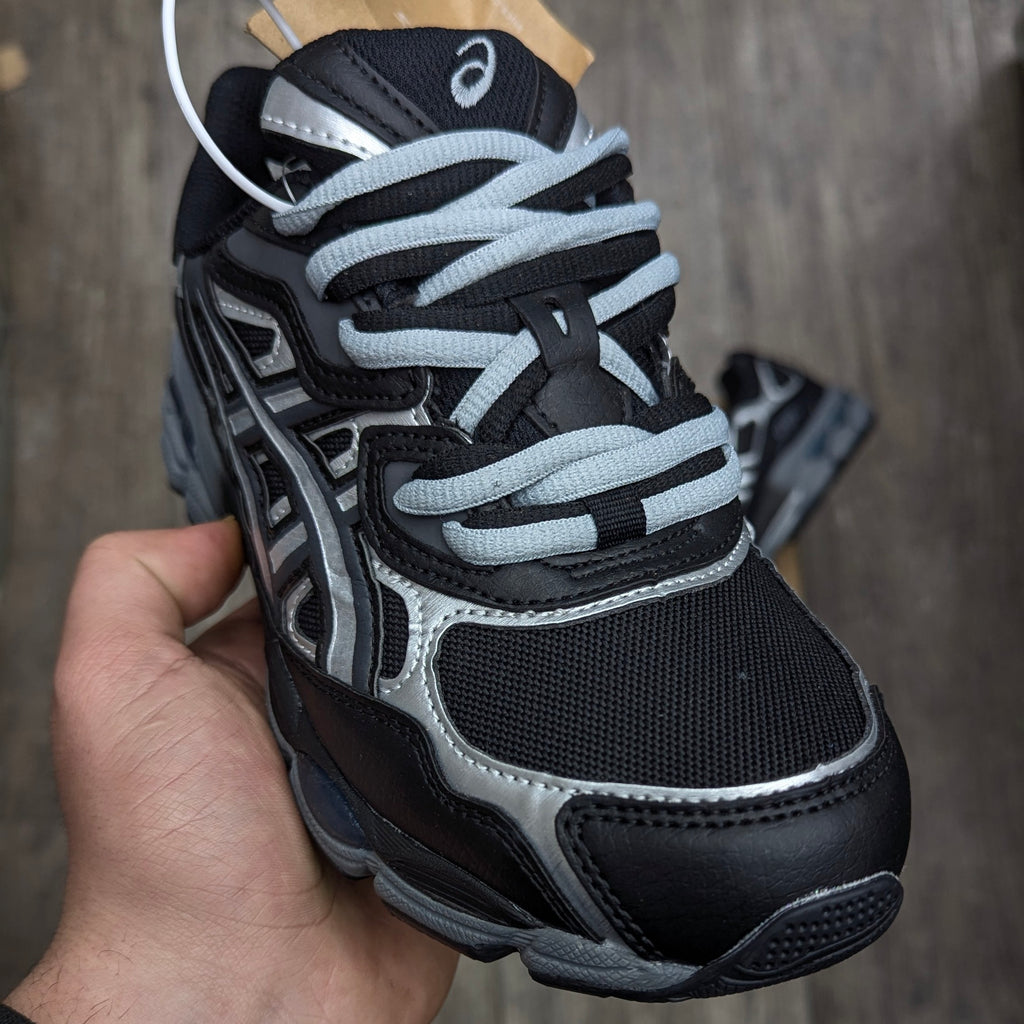 ASICS GEL NYC BLACK LINE