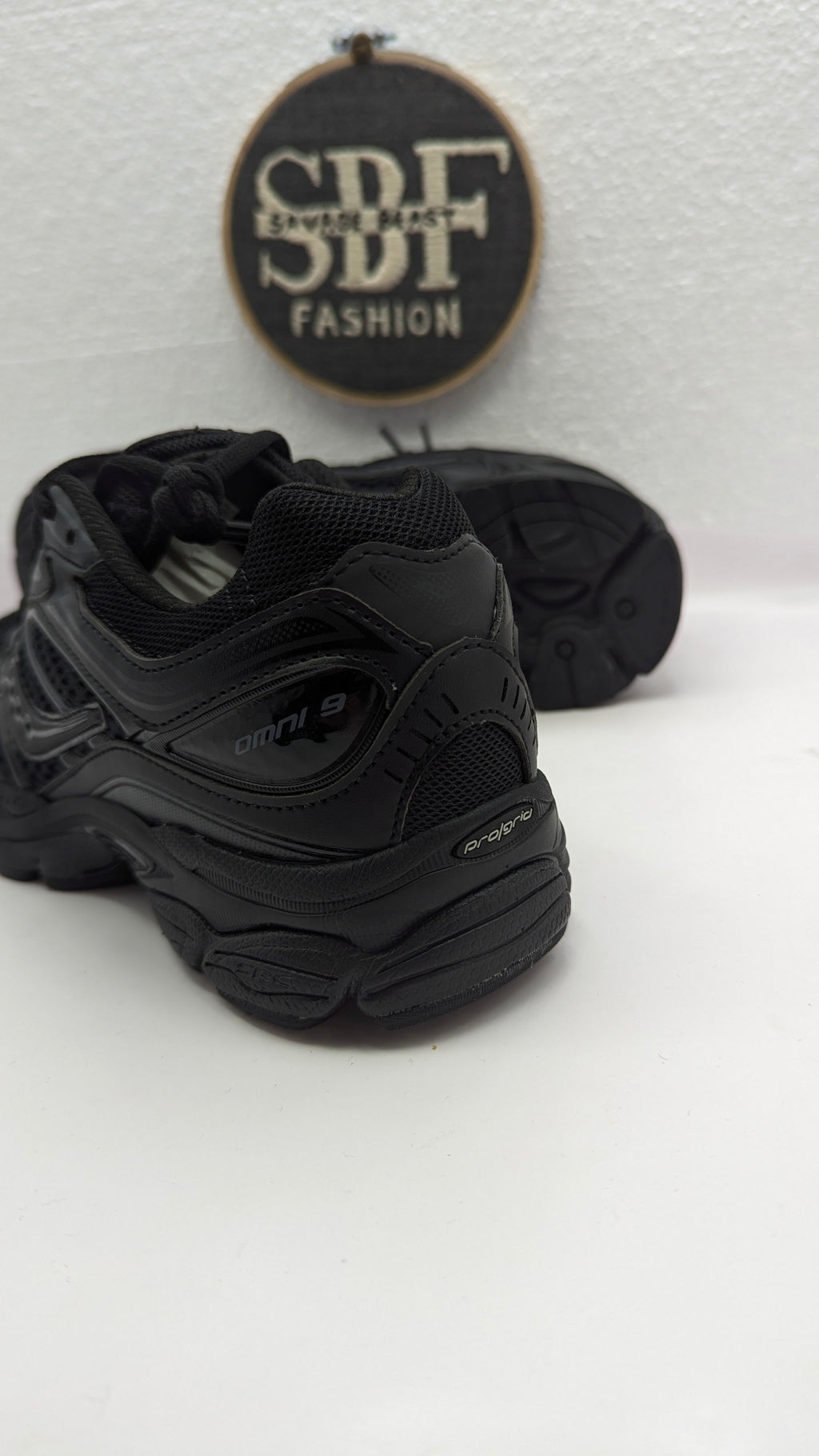 SAUCONY OMNI 9 BLACK BLACK